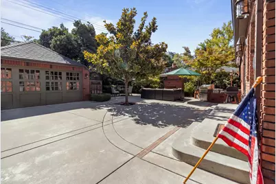 941 45th Street, Sacramento, CA 95819 - Photo 31