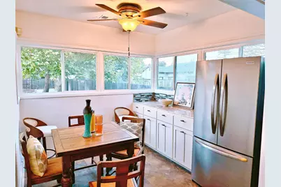 3035 Marshall Way, Sacramento, CA 95817 - Photo 17