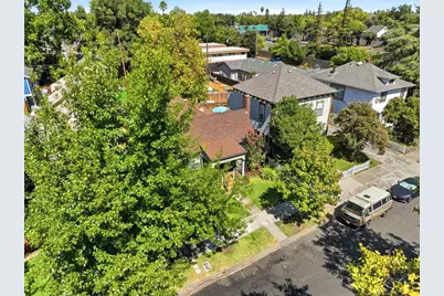 3035 Marshall Way, Sacramento, CA 95817 - Photo 39