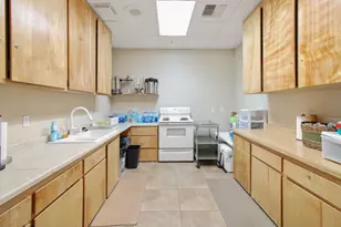 6920 Destiny Dr, Rocklin, CA 95677 - Photo 15