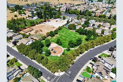 8354 Baisley Court, Elk Grove, CA 95624 - Photo 79
