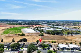 8354 Baisley Ct, Elk Grove, CA 95624 - Photo 75
