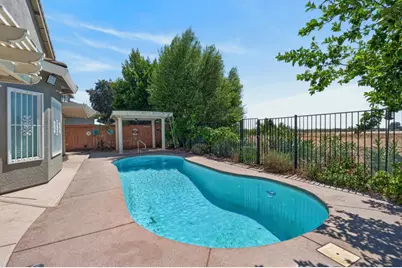 8354 Baisley Court, Elk Grove, CA 95624 - Photo 65