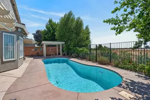8354 Baisley Ct, Elk Grove, CA 95624 - Photo 65