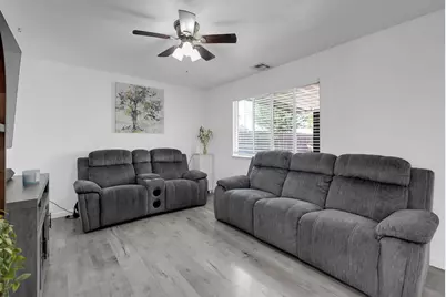 131 E 22nd Street, Tracy, CA 95376 - Photo 9