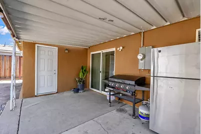 131 E 22nd Street, Tracy, CA 95376 - Photo 17