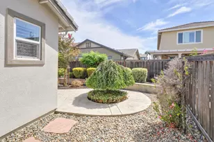 1437 Greenbrier Rd, West Sacramento, CA 95691 - Photo 45