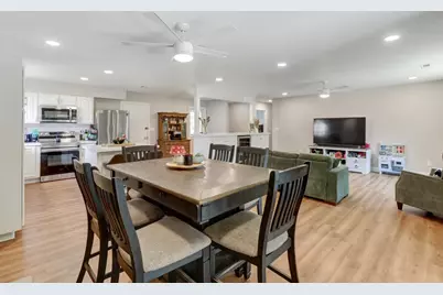 6910 Pintado Court, Fair Oaks, CA 95628 - Photo 23
