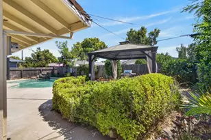 9166 Rundelay Way, Sacramento, CA 95826 - Photo 41