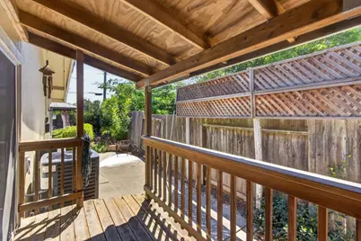 9166 Rundelay Way, Sacramento, CA 95826 - Photo 39