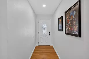 9166 Rundelay Way, Sacramento, CA 95826 - Photo 7