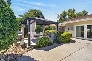 9166 Rundelay Way, Sacramento, CA 95826 - Photo 47