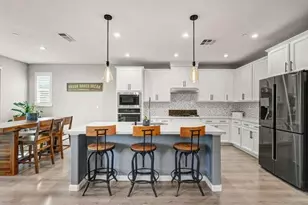 9268 Legendary Ct, Elk Grove, CA 95624 - Photo 17