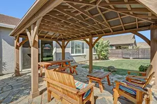 9268 Legendary Ct, Elk Grove, CA 95624 - Photo 41