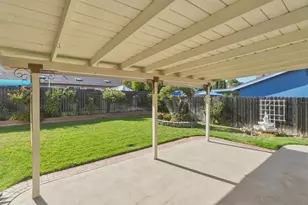 4631 Oakbough Way, Carmichael, CA 95608 - Photo 37