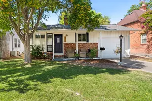 4881 7th Ave, Sacramento, CA 95820 - Photo 1