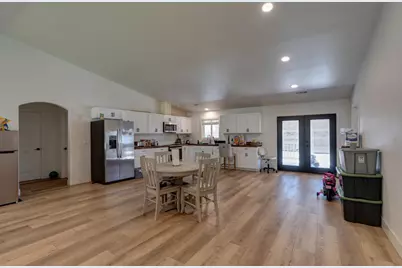 561 Rushing Road, Waterford, CA 95386 - Photo 17