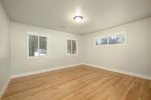 8725 Jonnie Way, Fair Oaks, CA 95628 - Photo 23