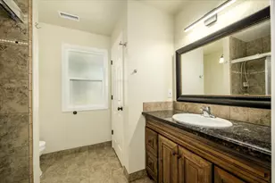 8725 Jonnie Way, Fair Oaks, CA 95628 - Photo 17