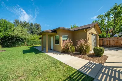 8725 Jonnie Way, Fair Oaks, CA 95628 - Photo 27