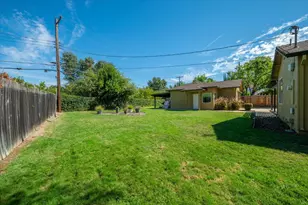 8725 Jonnie Way, Fair Oaks, CA 95628 - Photo 31