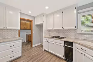 10039 Elk Grove Florin Rd, Elk Grove, CA 95624 - Photo 19