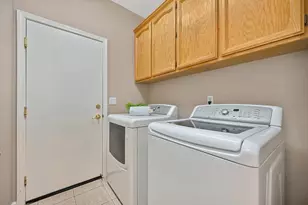 325 Leckenby Way, Folsom, CA 95630 - Photo 33