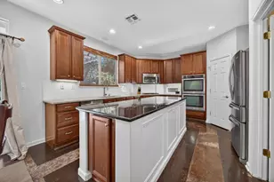 6227 Riverbank Cir, Stockton, CA 95219 - Photo 5