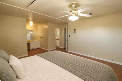 E Yosemite Avenue #37, Manteca, CA 95336 - Photo 13