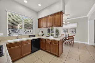 8221 Ashcrest Ln, Fair Oaks, CA 95628 - Photo 21