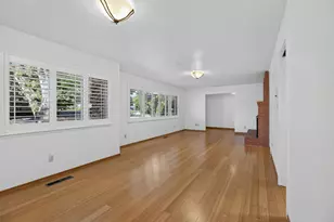 6573 S Land Park Dr, Sacramento, CA 95831 - Photo 15