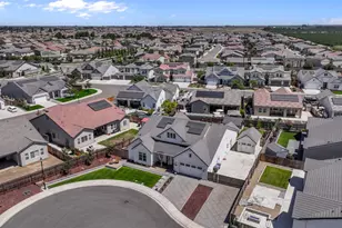 2656 Sinatra Pl, Manteca, CA 95337 - Photo 3