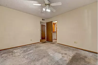 587 W Donna Drive, Merced, CA 95348 - Photo 29