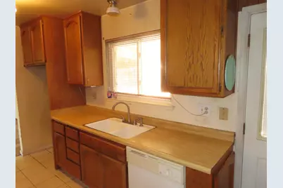 7235 Larchmont Drive, North Highlands, CA 95660 - Photo 5