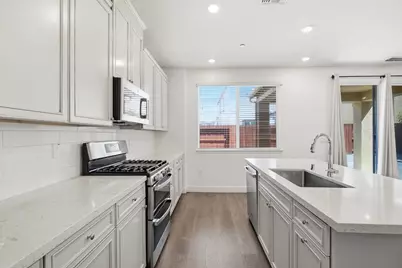 3265 Garibaldi Drive, Roseville, CA 95747 - Photo 9