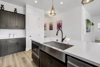 3002 Huntington Way, Sacramento, CA 95818 - Photo 13