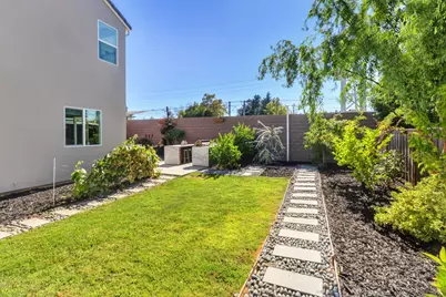 3002 Huntington Way, Sacramento, CA 95818 - Photo 49