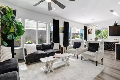 3002 Huntington Way, Sacramento, CA 95818 - Photo 7