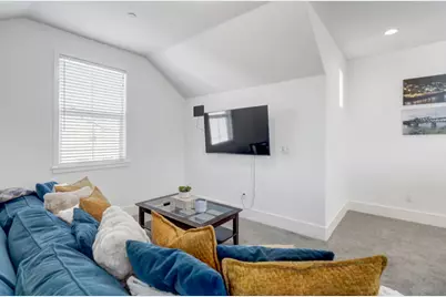 3002 Huntington Way, Sacramento, CA 95818 - Photo 27