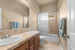 7121 Gladwin Way, Elk Grove, CA 95757 - Photo 9