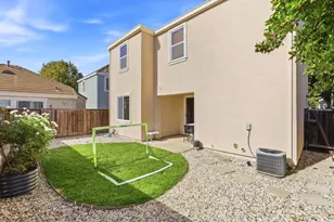 8843 Adur Rd, Elk Grove, CA 95624 - Photo 27