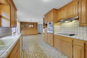 5125 Diablo Dr, Sacramento, CA 95842 - Photo 13