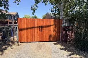 3421 Douglas St, Sacramento, CA 95838 - Photo 27