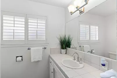1009 Durant Street, Modesto, CA 95350 - Photo 19