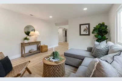 2597 Capitales Drive, Rancho Cordova, CA 95670 - Photo 5
