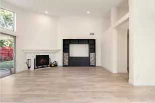 1375 Senida Way, Sacramento, CA 95833 - Photo 5