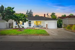 1342 61st St, Sacramento, CA 95819 - Photo 47