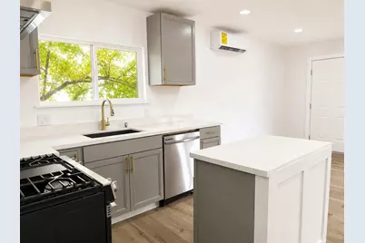 2125 E Myrtle Street, Stockton, CA 95205 - Photo 9