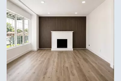 2125 E Myrtle Street, Stockton, CA 95205 - Photo 7
