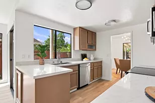 15 Cedar Grove Ct, Sacramento, CA 95831 - Photo 7